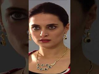 لفت الدنيا في مصطفى و اجته حالة الصرع 😱 | مسلسل نارين #نارين #shorts #kanald #birbulutolsam