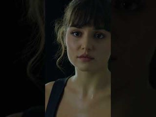 اسيا كثير خطيرة 😕 | مسلسل عزيزة #azize #shorts #kanald #handeerçel