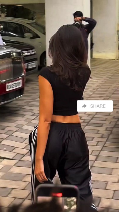 Bollywood Actress Nora Fatehi in Public Mode🥰🔥❤️ #norafatehi #bollywood #actresses #actressreels #actress #actresslife