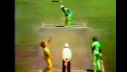 Mansoor Akhtar 12 off 22 Balls 25 Mins 2 Fours vs Australia  2nd Match at Melbourne, Nov 22 1981 B & H Cup