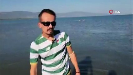 İznik Gölü çekildi, tarihi sütunlar gün yüzüne çıktı