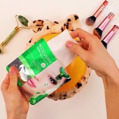 Enjoy the soothing sounds of ASMR balloon makeup 🎨💄🎈