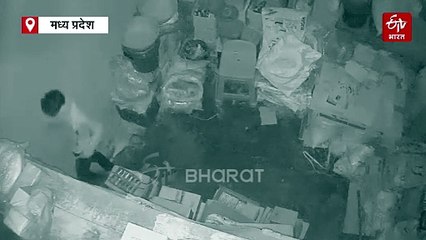 शहडोल में पूर्व कर्मचारी का डोला मन, एस्बेस्टस शीट तोड़कर नकदी और सामान लेकर फरार