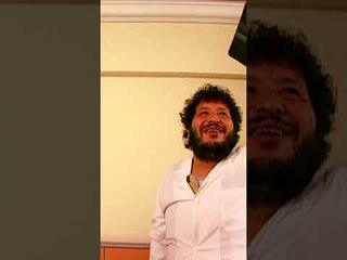 مهران صار دكتور و بيعالج الناس 😂 | مسلسل ازاد حكاية رجل #أزاد #shorts #kanald #azad