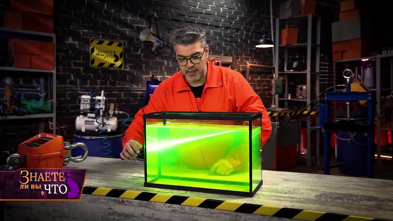 Луч света. Почему наращивание ресниц грозит катарактой — Знаете ли вы, что?