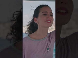 علاء زي الأطفال بحركاته 😂 | مسلسل حكاية بودروم #حكاية_بودروم #bodrummasalı #kanald #shorts