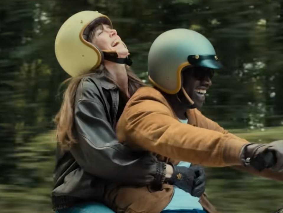 "French Lover": Offizieller Trailer zur neuen Komödie mit Omar Sy
