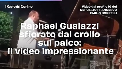 Raphael Gualazzi sfiorato dal crollo sul palco: il video impressionante