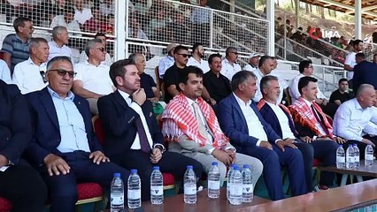 700 pehlivan Beyağaç Hüseyin Çokal Ermeydanının tozunu attırdı