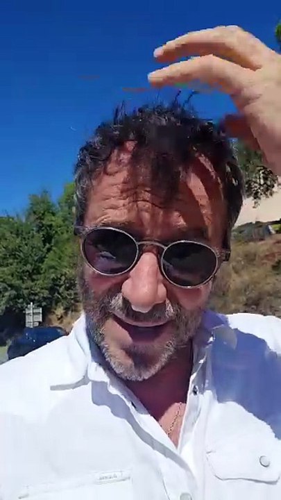 Bernard Montiel annonce "qu'il a choisi de ne pas poursuivre l'aventure avec Cyril Hanouna" et met en garde les nouveaux : "Vous allez voir, ce n’est pas évident d’être chroniqueur !"