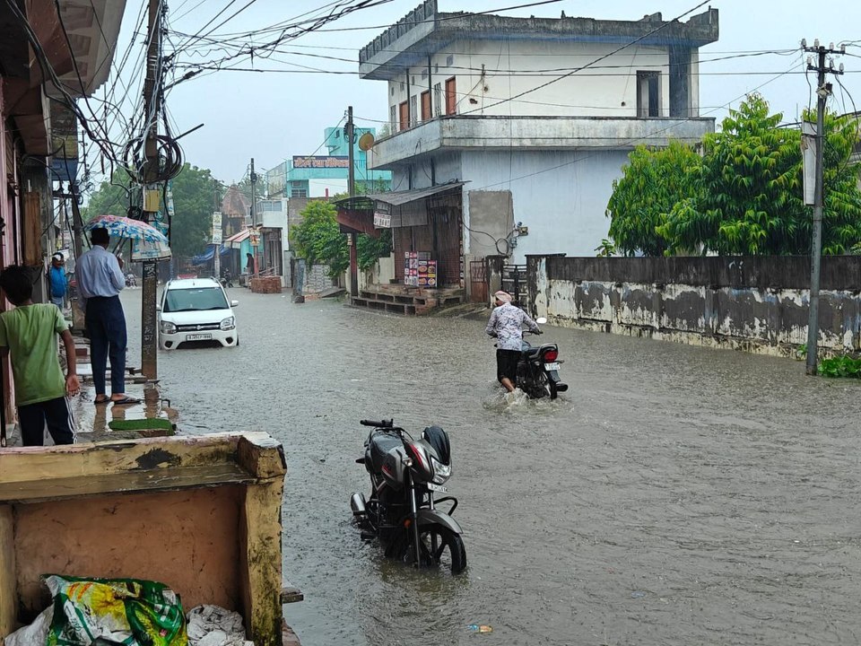 कोटखावदा में साढ़े 5 तो तूंगा में 4 इंच बरसात,...