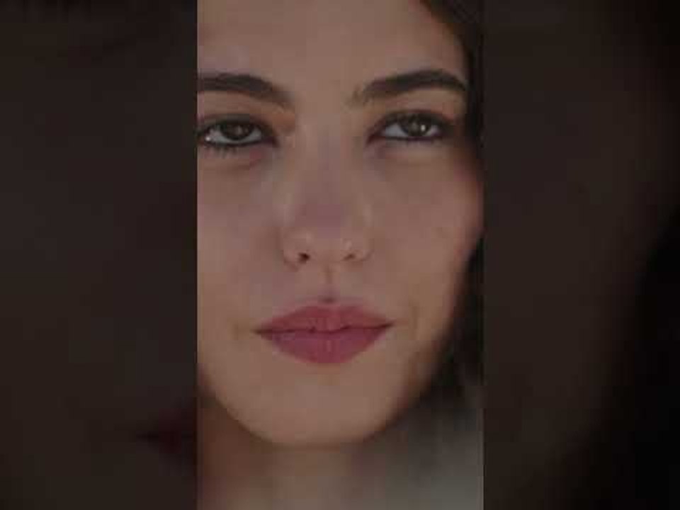 احنا مافينا نوقف في وجه القدر 😪 | مسلسل حكاية بودروم #حكاية_بودروم #bodrummasalı #kanald #shorts