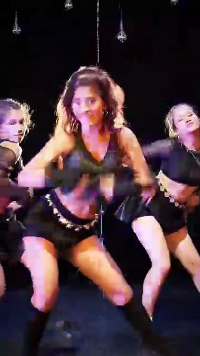 Saleemoffical presentation -عشق ھوتا ھے کیا #bollywood