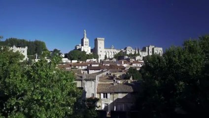 Meurtres à Avignon - Bande annonce