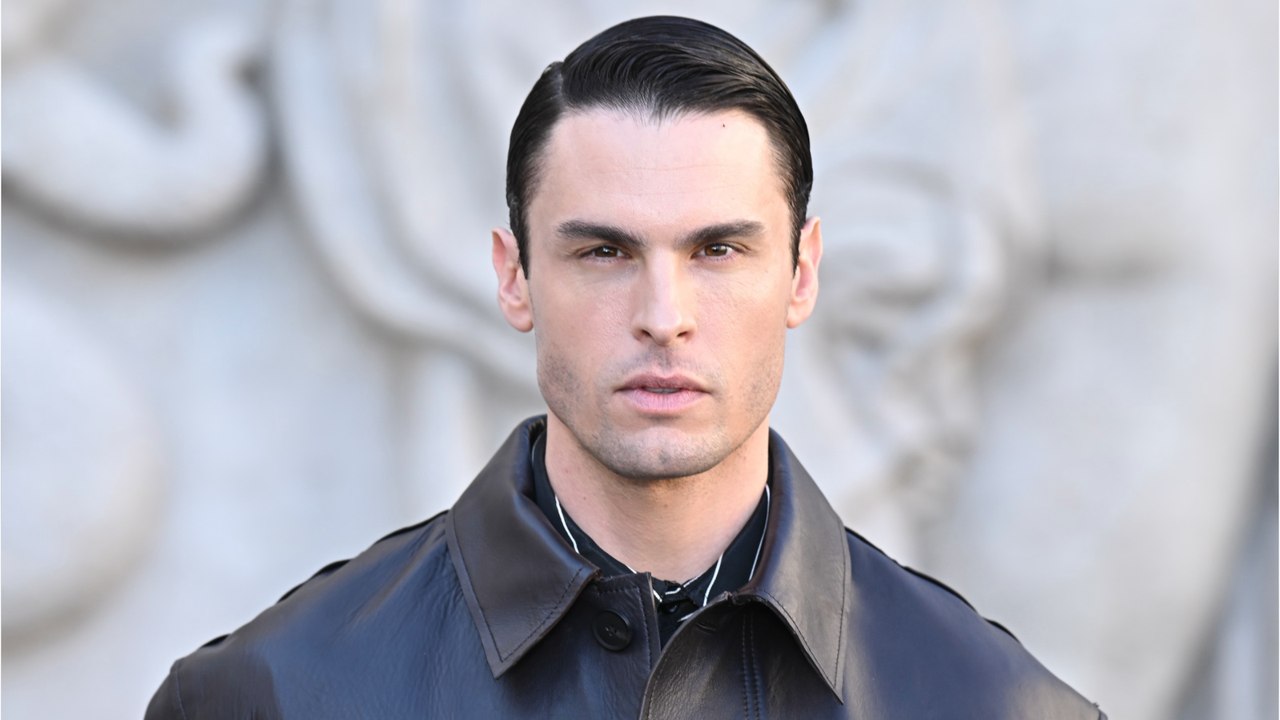 GALA VIDEO - Baptiste Giabiconi papa : son fils Baptiste Jr, 2 ans, a bien grandi !