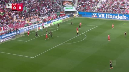 Is this the miss of the season already from Luis Diaz?