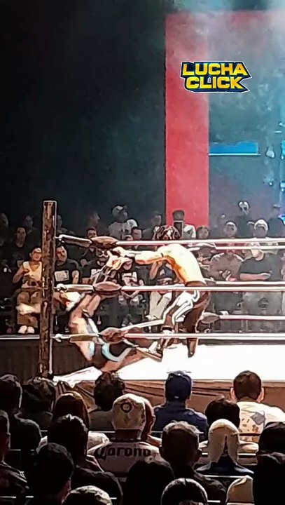 Kratoz vs Astro jr Lucha Libre