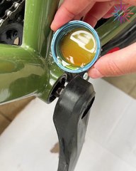 This oil trick makes cycling smoother 🛠️🚴‍♂️