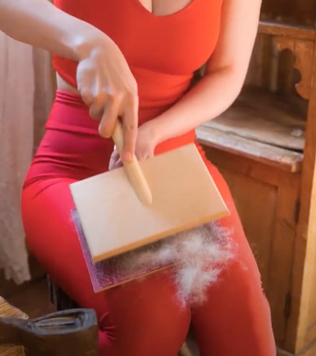 Amazingly useful wool craft! 🧦