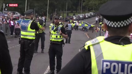 Au Royaume-Uni, les manifestations antimigrants prennent de l’ampleur