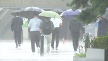 [날씨] 충남 곳곳 '호우특보'...오후까지 시간당 최고 40mm 이상 비 유의 / YTN