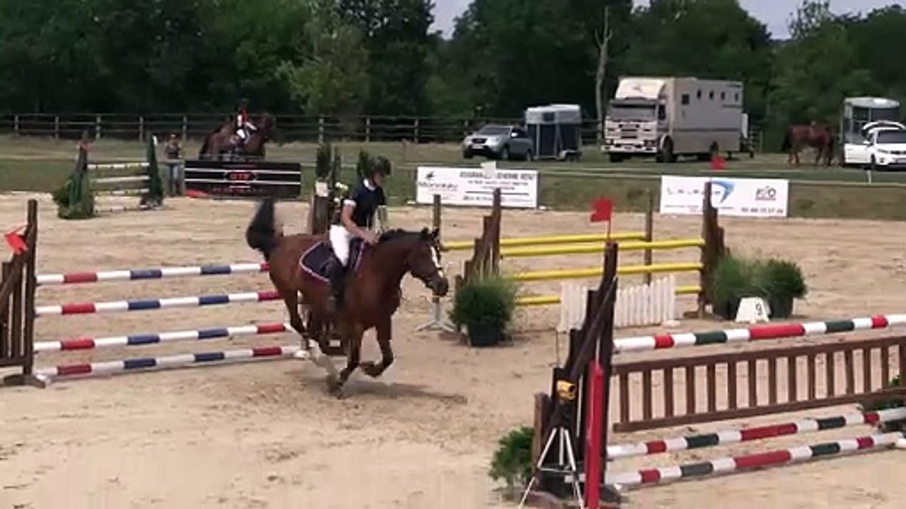 ILE BRAGARD 30-07-2017 Amateur 2 Grand Prix (1,10 m) 41
