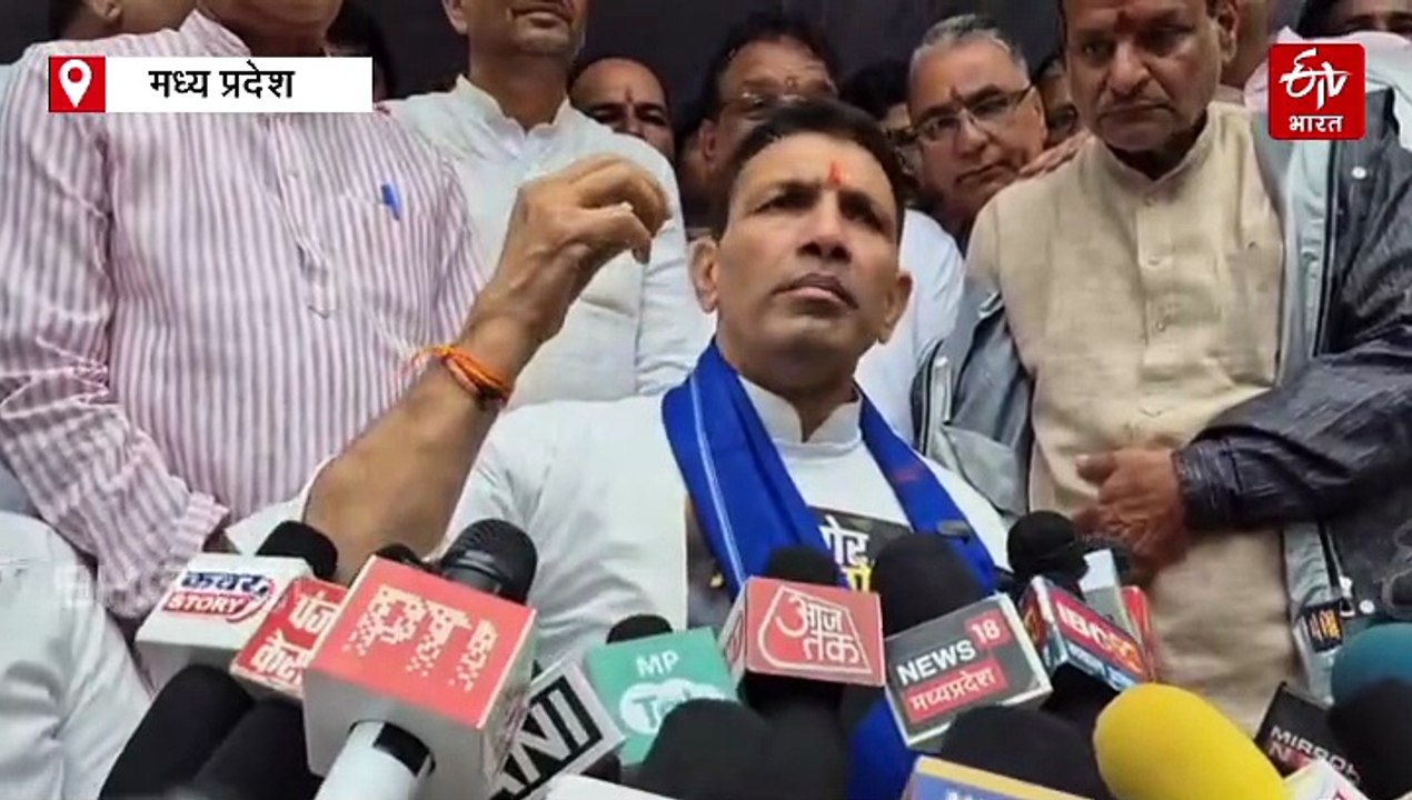 रतलाम में जीतू पटवारी की गाड़ी पर पत्थरबाजी, ड्राइवर ने हाई स्पीड में दौड़ाई कार