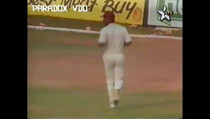 Carl Hooper 1 for 44 in 8 Overs vs South Africa 1st ODI, Kingston, April 07, 1992