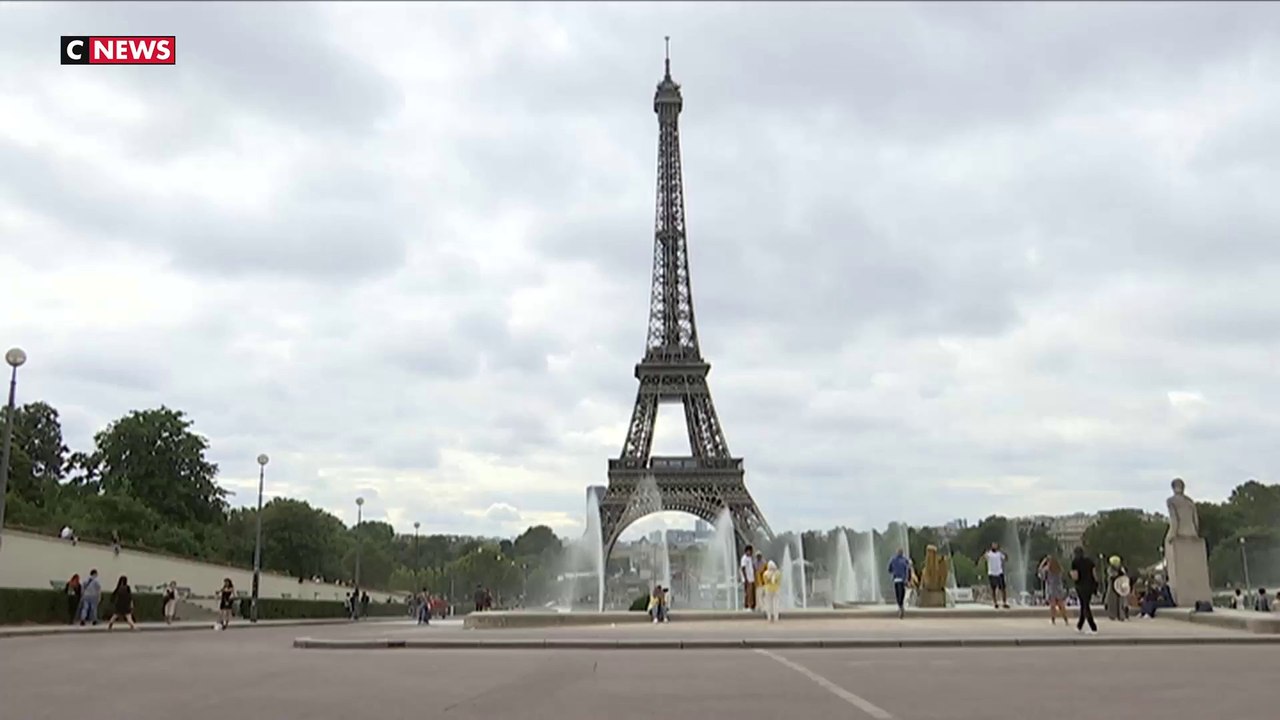 Tourisme : l’afflux de touristes étrangers sauve la saison estivale 2025