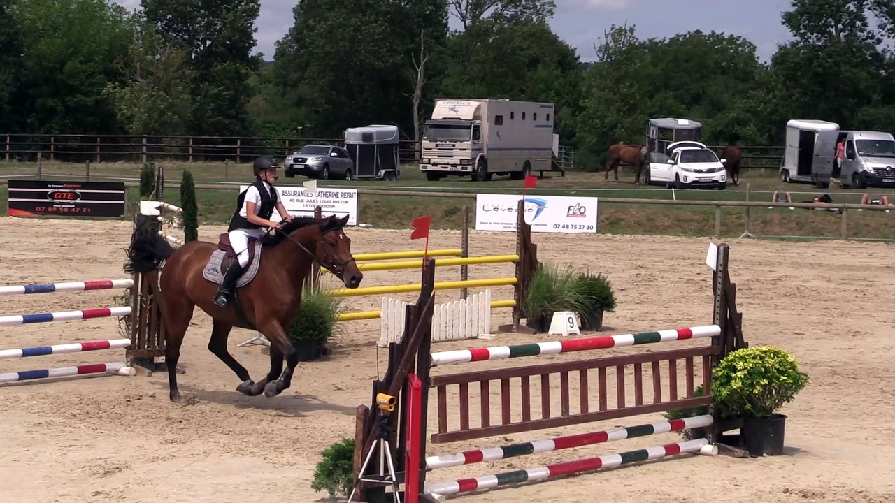 ILE BRAGARD 30-07-2017 Amateur 2 Grand Prix (1,10 m) 39