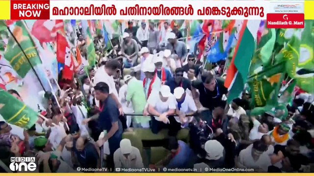ബിഹാറിനെ ഇളക്കിമറിച്ച വോട്ടർ അധികാർ... രാഹുലിനൊപ്പം തേജസ്വി യാദവും
