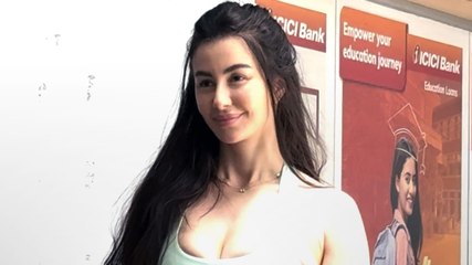 Giorgia Andriani: जिम लुक में बांद्रा में हुईं स्पॉट