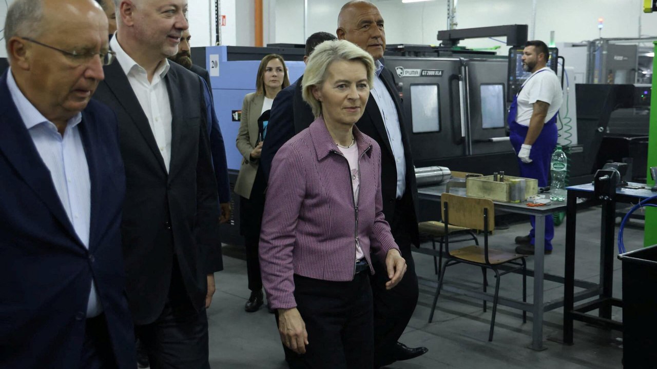 L'avion d'Ursula von der Leyen victime d'un brouillage GPS en Bulgarie, la Russie soupçonnée