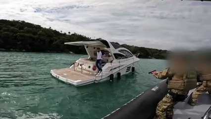 Vídeo mostra momento da prisão de empresário que tentava fugir em lancha
