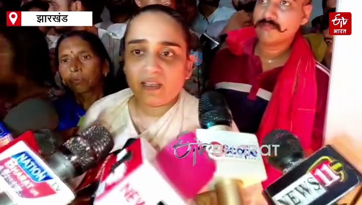 नीरज सिंह हत्याकांड: पूर्णिमा सिंह ने न्यायिक प्रक्रिया पर उठाए सवाल, रघुकुल समर्थकों के साथ निकाला विरोध मार्च