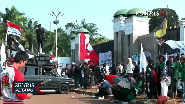 [LIVE] Mahasiswa Unjuk Rasa Damai di Gedung DPR, Tuntut RUU Perampasan Aset Hingga Reformasi Polri