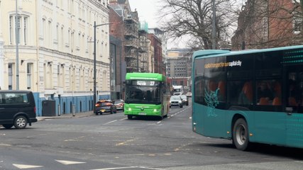 Public Transport vs. Electric Vehicles: Which Is the Future? 🚗🚆