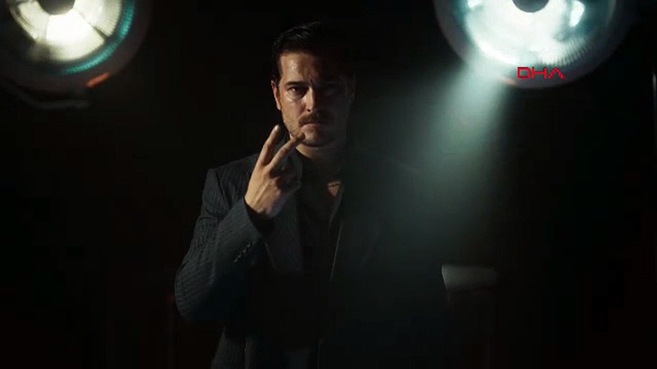 Demet Özdemir ile Çağatay Ulusoy'lu Eşref Rüya sürprizlerle geliyor