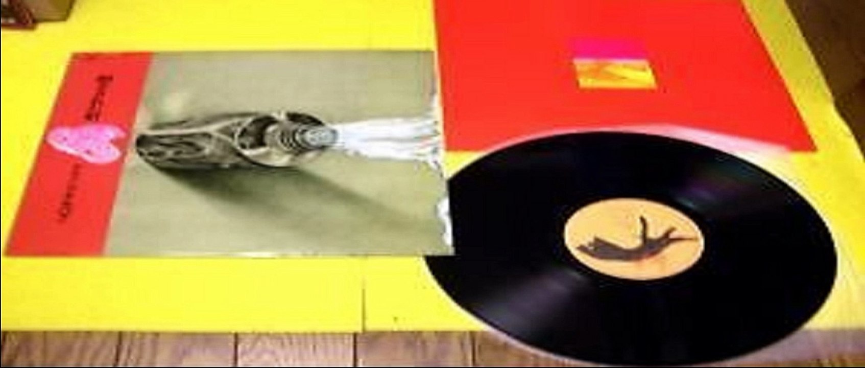 Carmen Maki & Oz — Tozasareta Machi 1976 (Japan, ProgressiveHard Rock)