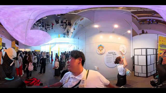 【8K 360°映像】大阪・関西万博2025｜オランダ館を全天球カメラで体感！【前編】[8K 360° Video] Osaka-Kansai Expo 2025 | Experience the Netherlands Pavilion with a spherical camera! [Part 1]