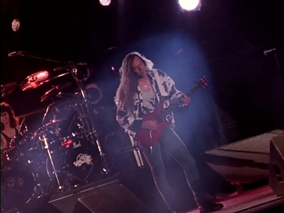 (You Can Still) Rock in America (Night Ranger song) - Damn Yankees (live)