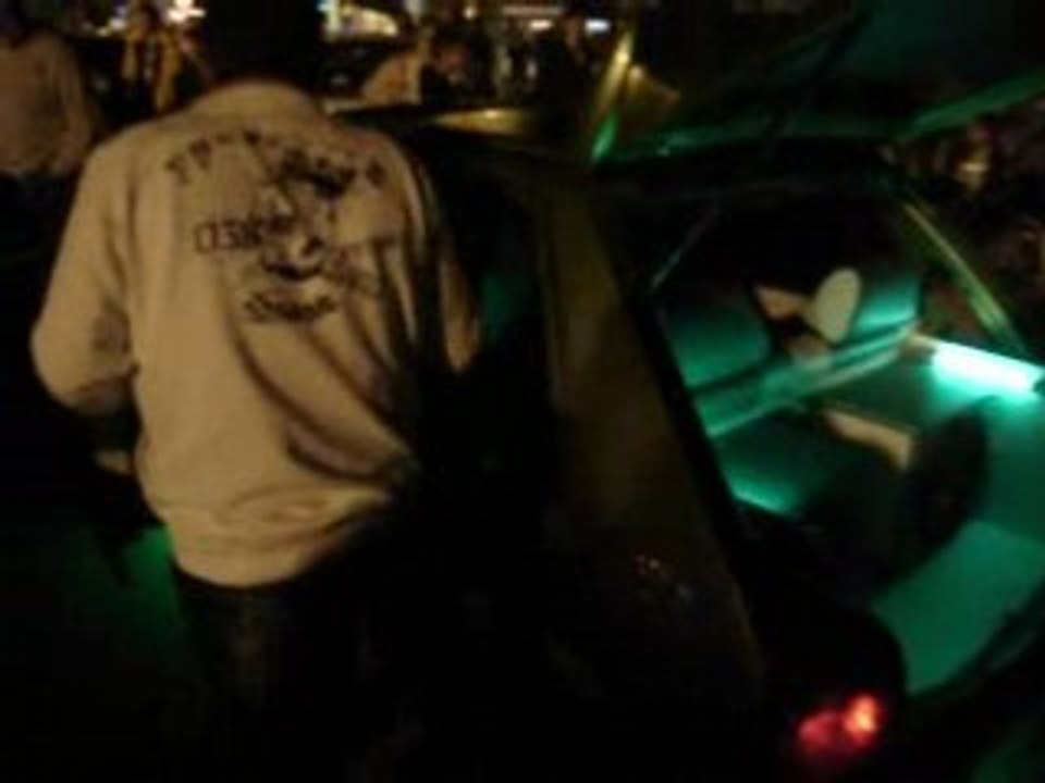 Meeting tuning de pouillon(40) 205 rupture flamme