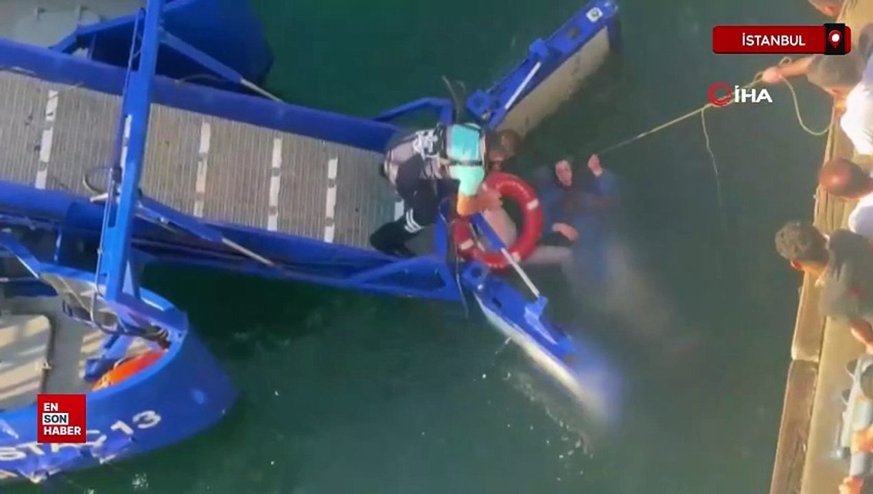 Galata Köprüsü’nden denize düşen kadını, vatandaş kurtardı