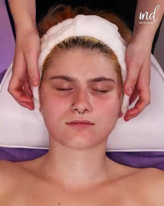 Discover invigorating facial massage techniques worth exploring