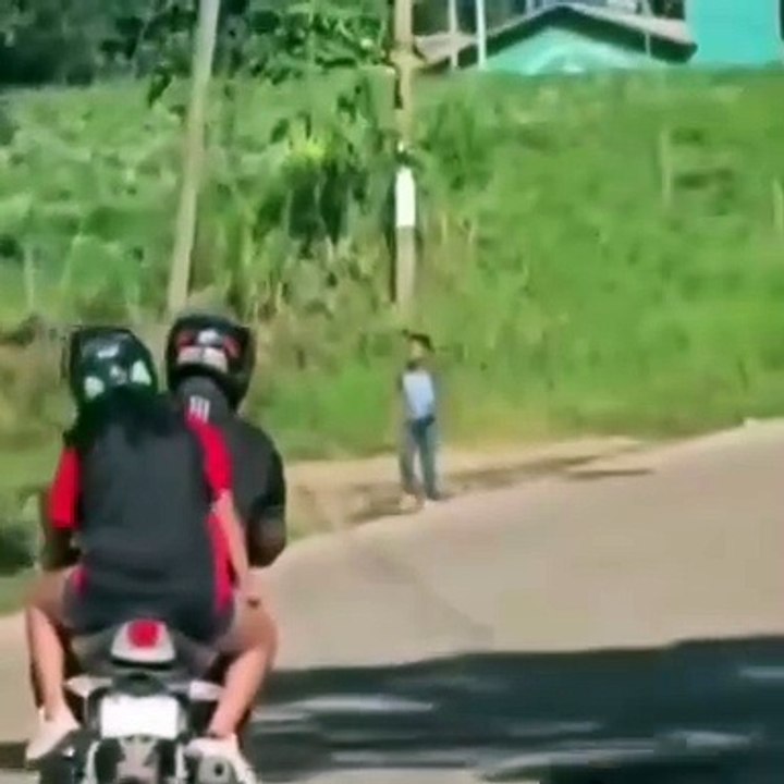 Dos personas, presuntamente ebrias, sufren accidente en motocicleta en SPS