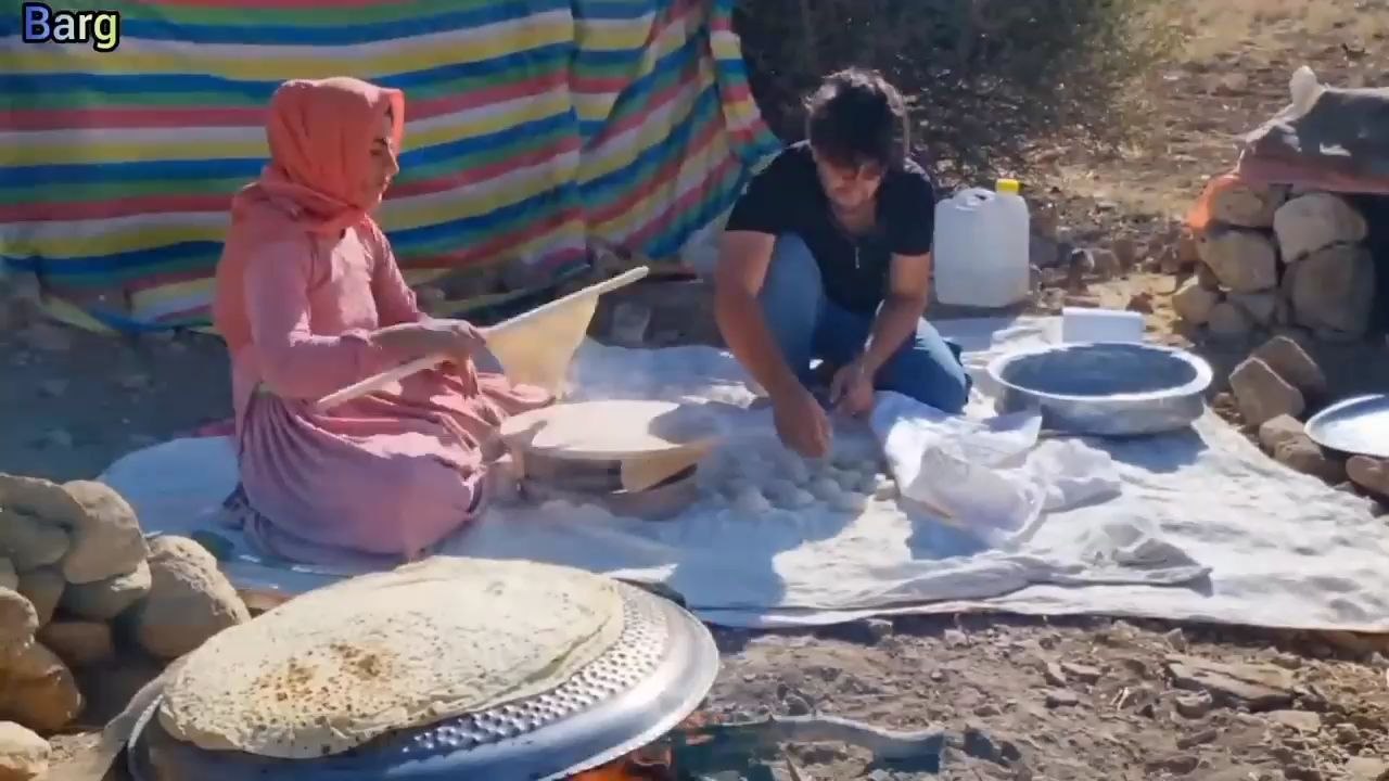 Hi watch nomadic life of two couples. Part 15