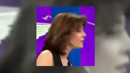 Oyuncu Burcu Binici canlı yayında fenalaşarak bayıldı! İşte o korkutan anlar...