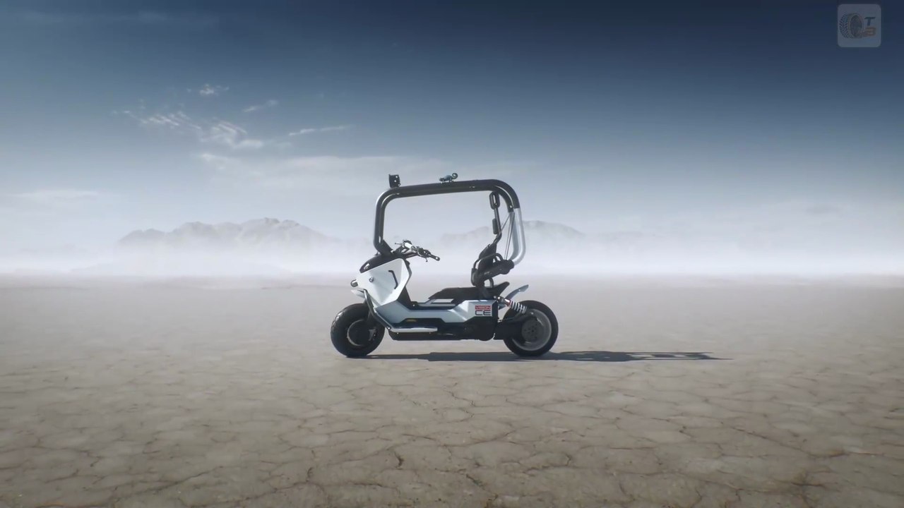 BMW CE Vision vorgestellt: E-Roller mit Dach auf der IAA 2025