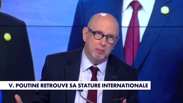 La chronique internationale : V. Poutine retrouve sa stature internationale