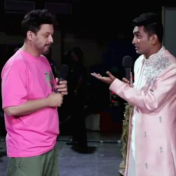 Zee Marathi Utsav Natyacha Zee Marathi Award 2022 Mulakhat Ghet Aahe Pranav Ravrane-(Swapnil Joshi)